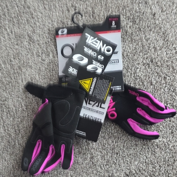 O'Neal Women's Black and Pink Gloves - Picture 3 of 4